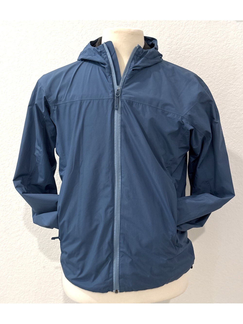 Arc'teryx Gamma Lightweight Hoody Men's Small Blue Softshell Hiking Jacket